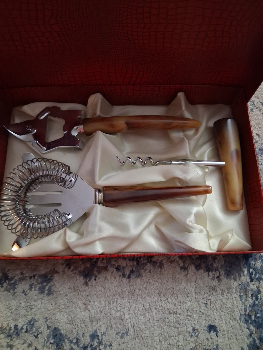 Four-Piece Kitchen Tool Set with Amber-Tone Handles